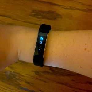 Fitbit Alta HR